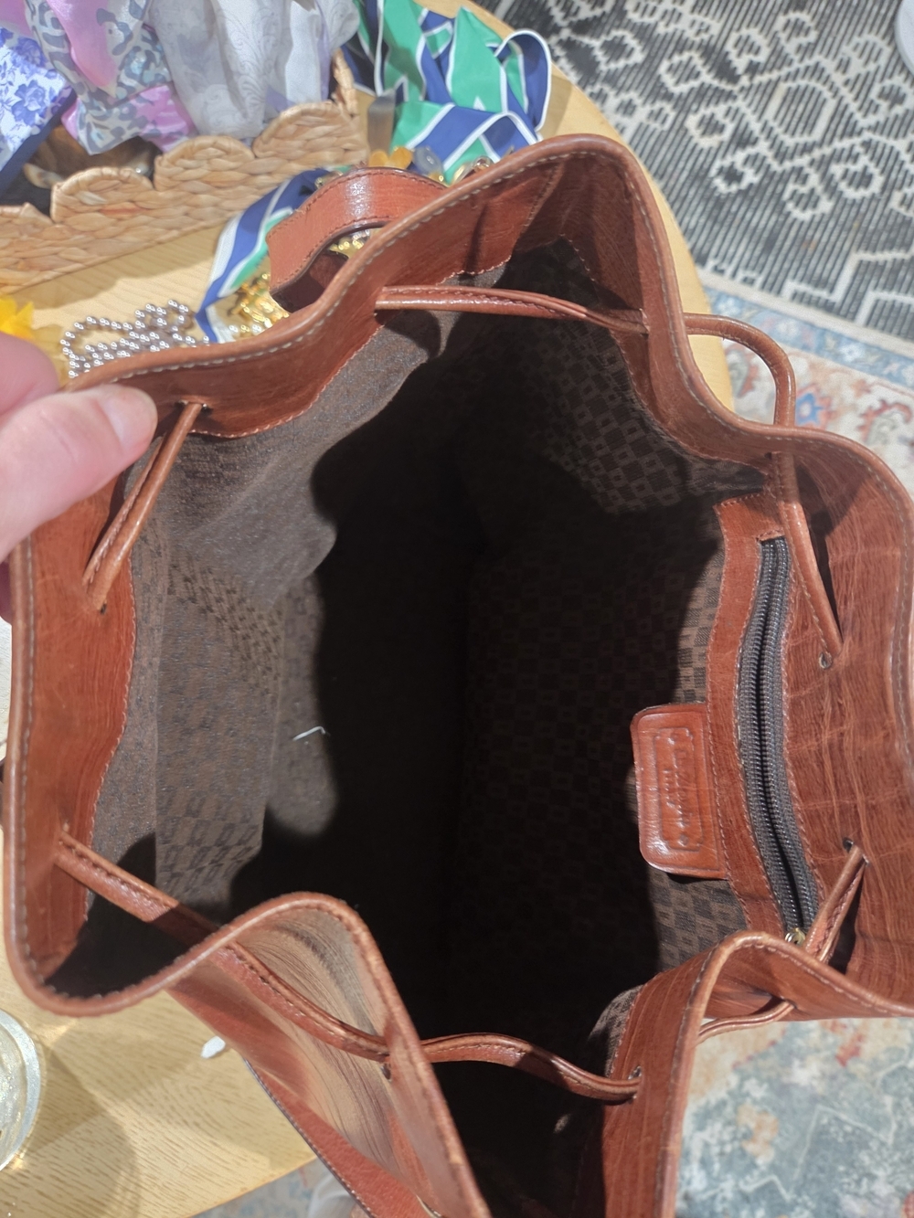 Vintage Bonia Brown Genuine Leather Drawstring Bucket Shoulder Bag - Picture 5 of 16